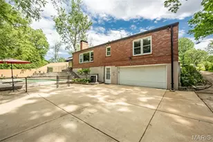 1889 N Signal Hills Dr, Kirkwood, MO 63122 - Photo 39