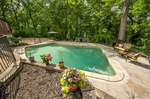 1889 N Signal Hills Dr, Kirkwood, MO 63122 - Photo 49