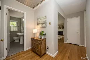 1889 N Signal Hills Dr, Kirkwood, MO 63122 - Photo 25