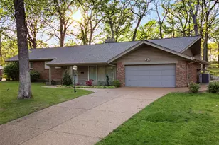 8827 Rock Forest Dr, Grantwood Village, MO 63123 - Photo 53