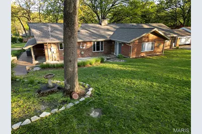 8827 Rock Forest Drive, Grantwood Village, MO 63123 - Photo 59