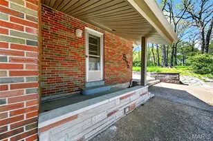 8827 Rock Forest Dr, Grantwood Village, MO 63123 - Photo 13