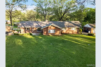8827 Rock Forest Drive, Grantwood Village, MO 63123 - Photo 57