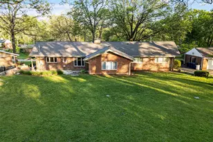 8827 Rock Forest Dr, Grantwood Village, MO 63123 - Photo 57