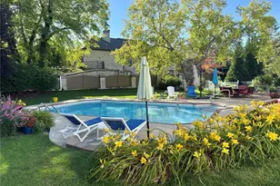 225 E Governor Pl, Saint Charles, MO 63301 - Photo 25