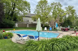 225 E Governor Pl, Saint Charles, MO 63301 - Photo 23