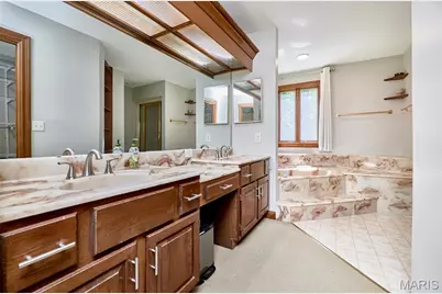 218 Brook Lane, O'Fallon, MO 63368 - Photo 9