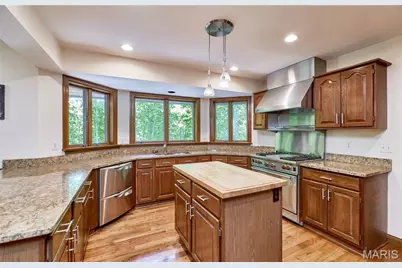 218 Brook Lane, O'Fallon, MO 63368 - Photo 5