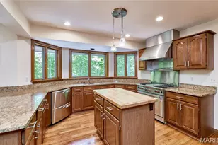 218 Brook Ln, O'Fallon, MO 63368 - Photo 5