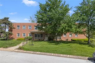 5 Delcrest Ct, University City, MO 63124 - Photo 1