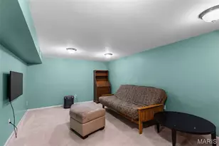 405 Oak Tree Dr, Webster Groves, MO 63119 - Photo 15