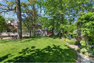 624 Locksley Place, Webster Groves, MO 63119 - Photo 33