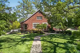 624 Locksley Pl, Webster Groves, MO 63119 - Photo 3
