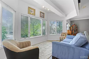 11920 Old Ballas Rd, Creve Coeur, MO 63141 - Photo 9