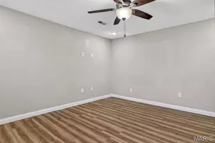 1402 Krei Ave, Farmington, MO 63640 - Photo 3