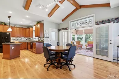 2013 La Chelle Court, Saint Louis, MO 63146 - Photo 33
