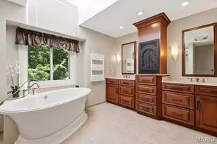2013 La Chelle Ct, Saint Louis, MO 63146 - Photo 5