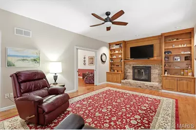 2013 La Chelle Court, Saint Louis, MO 63146 - Photo 3