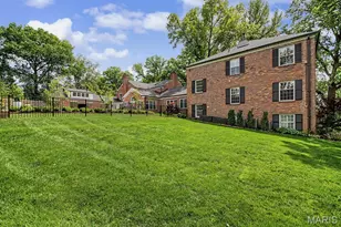7 Greenbriar Dr, Ladue, MO 63124 - Photo 73