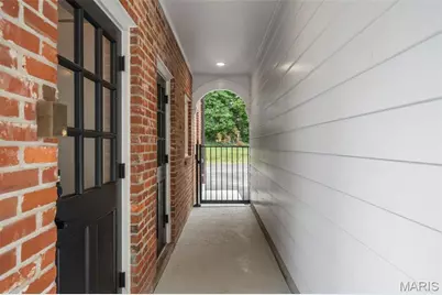 7 Greenbriar Drive, Ladue, MO 63124 - Photo 61