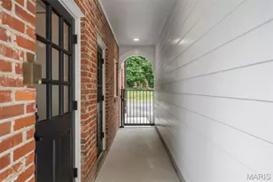 7 Greenbriar Dr, Ladue, MO 63124 - Photo 61