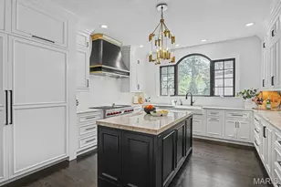 7 Greenbriar Dr, Ladue, MO 63124 - Photo 7