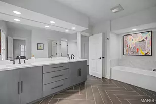 7 Greenbriar Dr, Ladue, MO 63124 - Photo 37