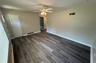 9857 Dennis Dr, Unincorporated, MO 63136 - Photo 7