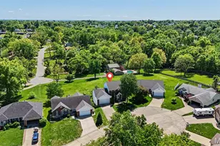 64 Spring Trail Ct, Saint Charles, MO 63303 - Photo 3