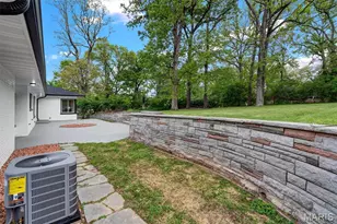 7308 Shiloh Ln, Affton, MO 63123 - Photo 15