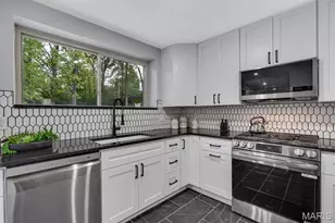 7308 Shiloh Ln, Affton, MO 63123 - Photo 31
