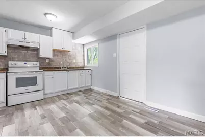 332 Banff Circle, Saint Louis, MO 63137 - Photo 11