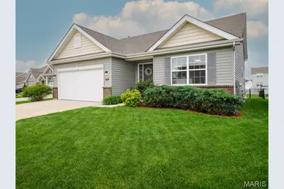 3448 Charlestowne Crossing Drive, Saint Charles, MO 63301 - Photo 3