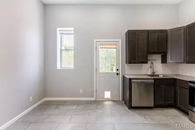 3104 Wyoming Street, Saint Louis, MO 63118 - Photo 9