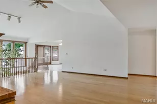 6810 Wynfield Terrace Dr, Saint Louis, MO 63129 - Photo 11