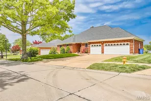 6810 Wynfield Terrace Dr, Saint Louis, MO 63129 - Photo 3