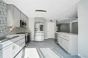 3604 Ridgedale Ave, Saint Louis, MO 63121 - Photo 9