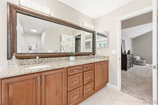 2412 Parkmoor Ct, Des Peres, MO 63021 - Photo 31