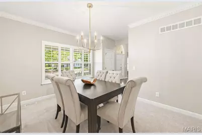 2412 Parkmoor Court, Des Peres, MO 63021 - Photo 7