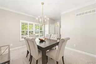 2412 Parkmoor Ct, Des Peres, MO 63021 - Photo 7