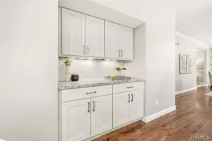 2412 Parkmoor Ct, Des Peres, MO 63021 - Photo 13