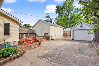 815 Adams Street, Saint Charles, MO 63301 - Photo 31