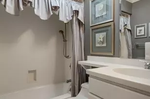 56 Lincord Dr, Saint Louis, MO 63128 - Photo 11