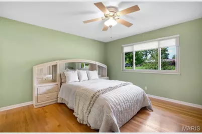56 Lincord Drive, Saint Louis, MO 63128 - Photo 15