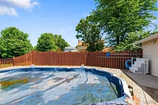 2425 Farnham Ct, Florissant, MO 63033 - Photo 35
