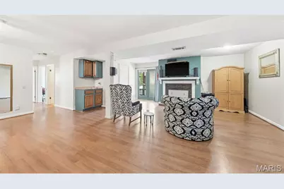 2425 Farnham Court, Florissant, MO 63033 - Photo 27