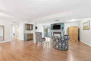 2425 Farnham Ct, Florissant, MO 63033 - Photo 27