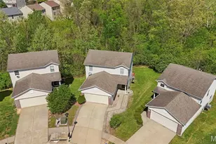 25 Ramblewood Ct, Wentzville, MO 63385 - Photo 49