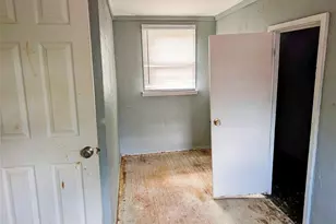 [Address not provided], Beverly Hills, MO 63121 - Photo 13