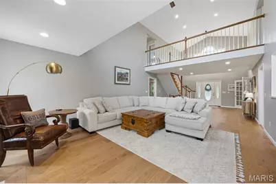 3005 Cross View Estate, Oakville, MO 63129 - Photo 7